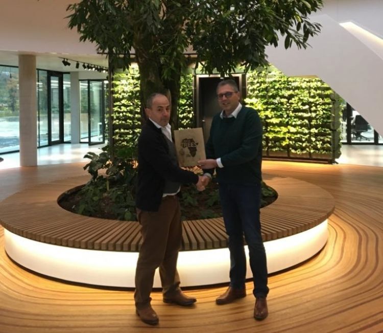 Marc Bolier, ceo van Krinkels en Hein van Iersel (NWST) op het hoofdkantoor van Krinkels in Breda. Marc Bolier, ceo van Krinkels en Hein van Iersel (NWST) op het hoofdkantoor van Krinkels in Breda.